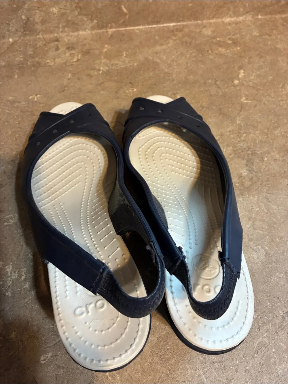 Crocks Size 10 Navy Open-Toe Slingback Comfort Heels NWOT